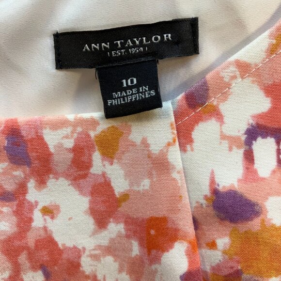 Ann Taylor Painterly Fitted Sheath Dress Size 10 - Picture 2 of 6